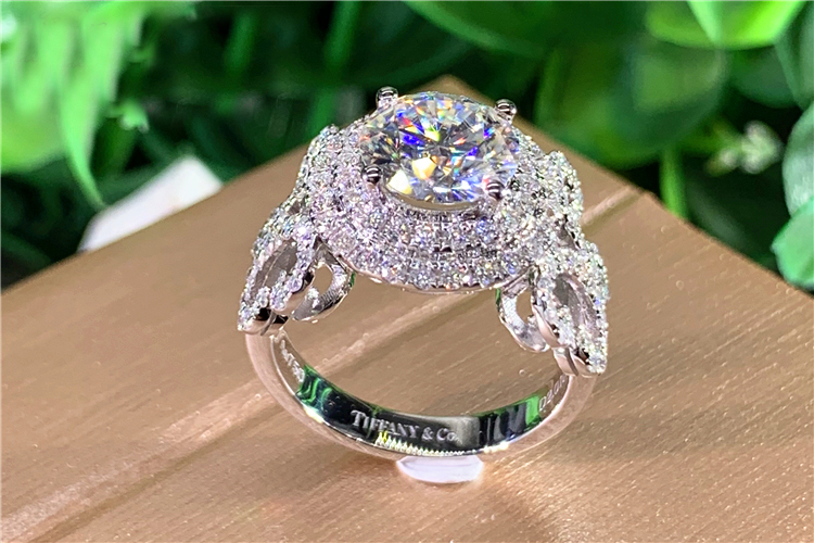 カスタムソリッド18K Au750ホワイトゴールド女性用ウェ - Moissanite Engagement Ring 1 Carat のレビューと価格