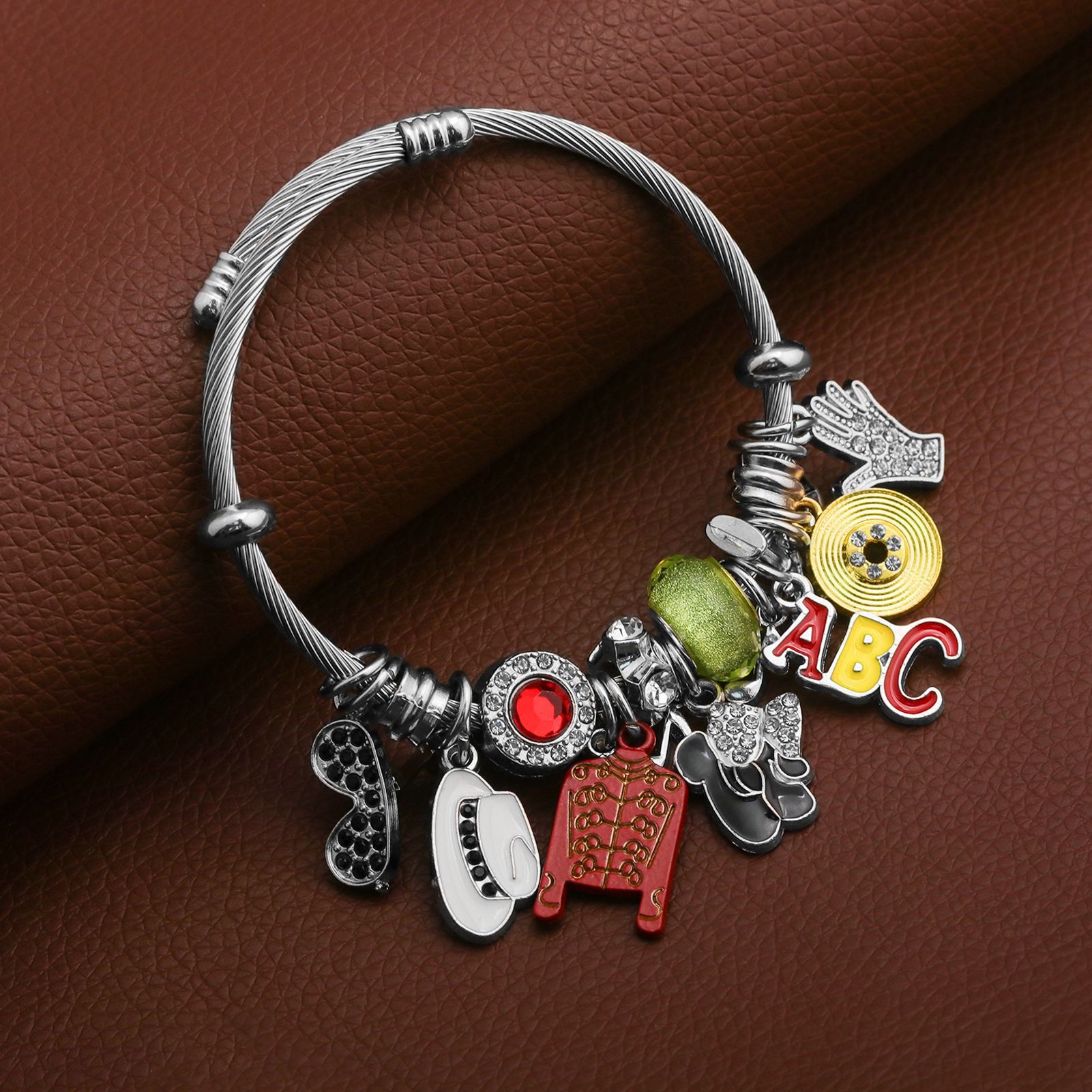 マイケル・ジャクソン「BAD」ペンダントネックレス - メン - Anime Pendant Necklace のレビューと価格