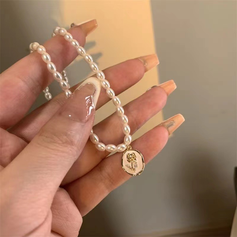 女性のためのイミテーションバロックチョーカーネックレス,フレ - Pearl Choker Necklace Vintage のレビューと価格